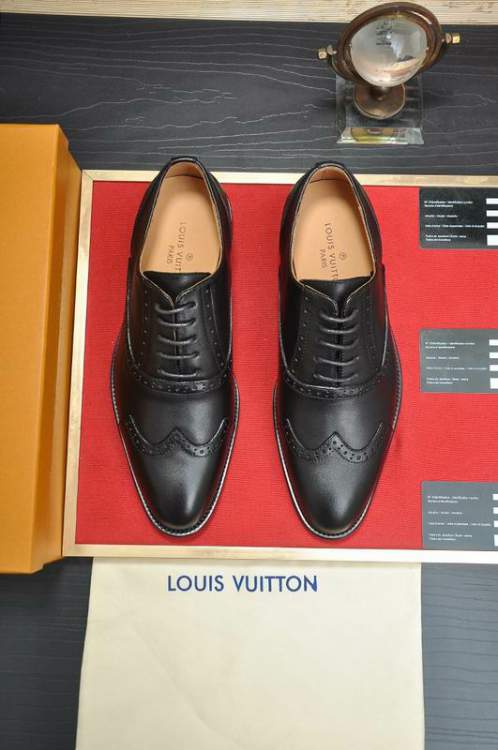 Picture of Louis Vuitton Shoes _SKULVsz38-45hnh030414488